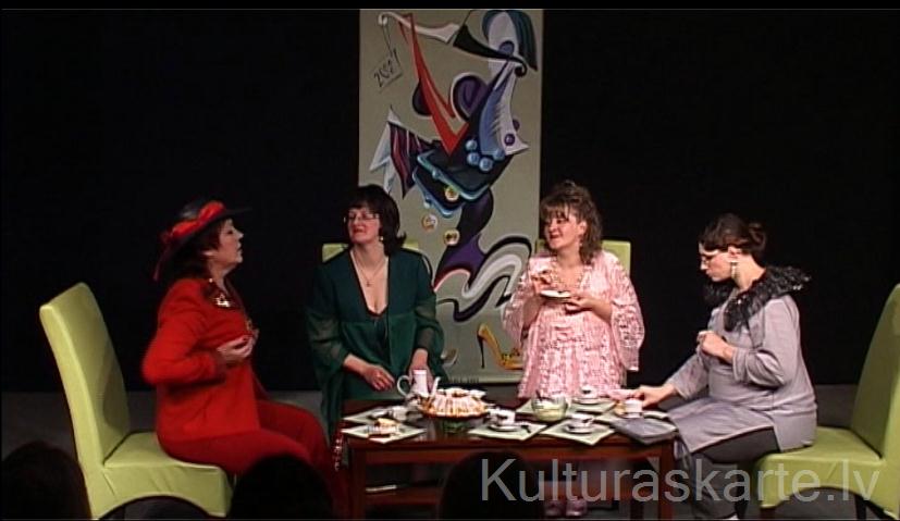 "Čauksteņu" lomās Velga, Dace, Ieva un Ina, 2008.g. nov.